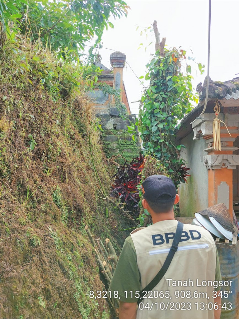 Tanah Longsor di Banjar Nungnung, Desa Pelaga, Kecamatan Petang Tanggal 10 April 2023